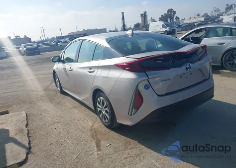 2021 Toyota Prius Prime Le из США, поврежденный, VIN JTDKAMFP6M3178419